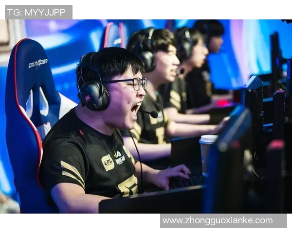 深入探讨RNG战队在英雄联盟中的战术创新与技术分析 深入探讨RNG战队在英雄联盟中的战术创新与技术分析